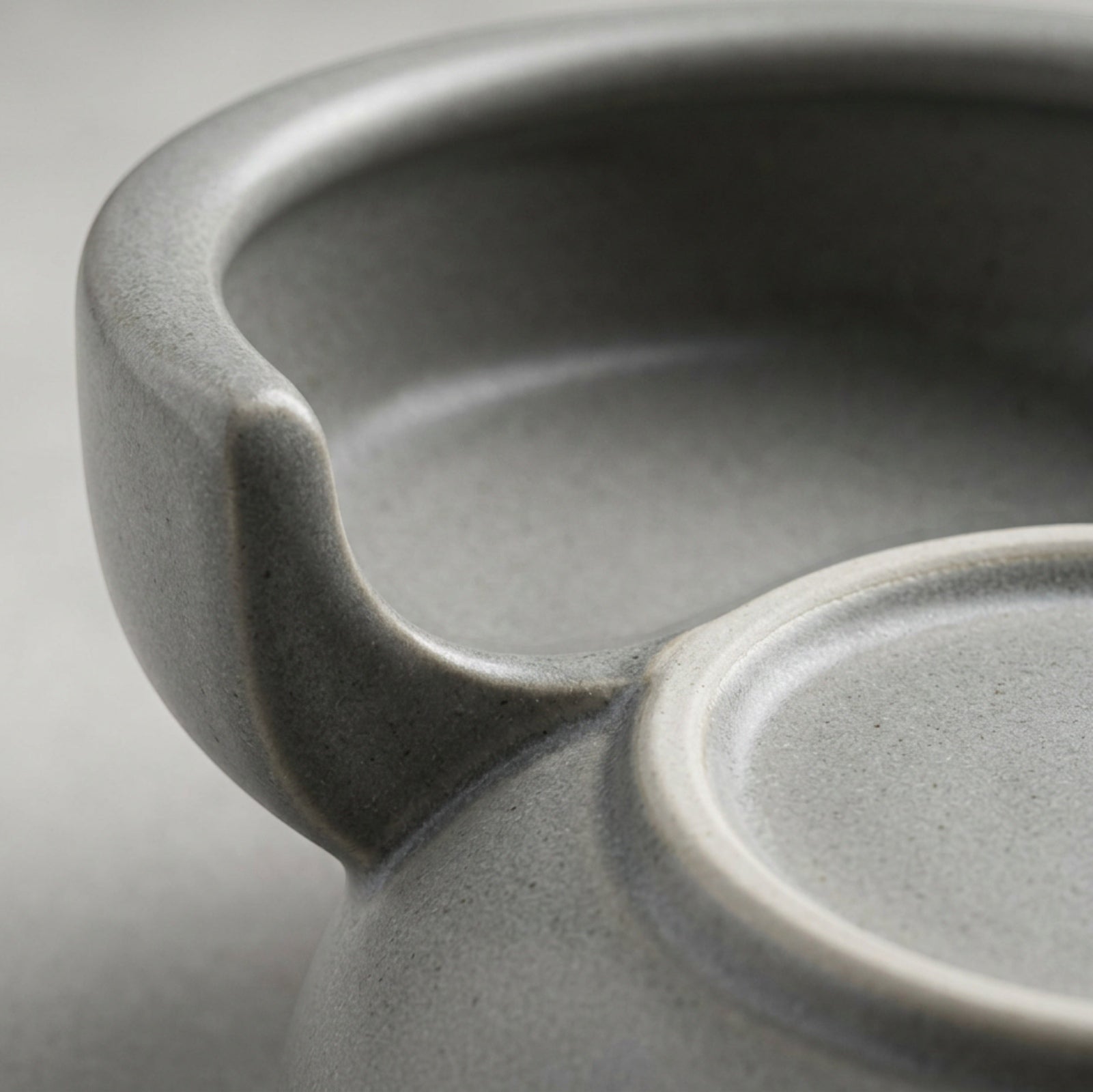 Lmnzk Kilnrest Ceramic Pet Bowl 22 oz Stone Gray - Detail view